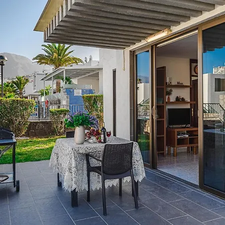 -2 Minute From The Beach. Playa de las Americas (Tenerife)