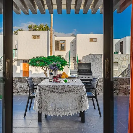 Apartamento -2 Minute From The Beach. *