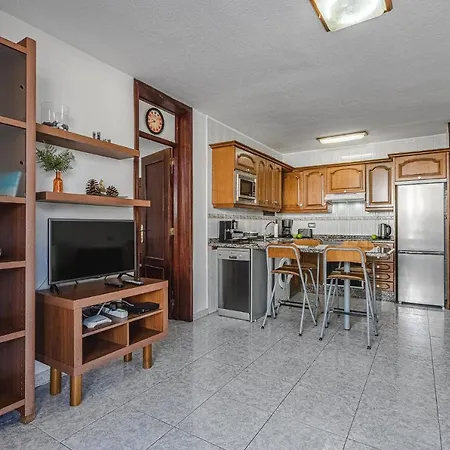 Apartamento -2 Minute From The Beach.