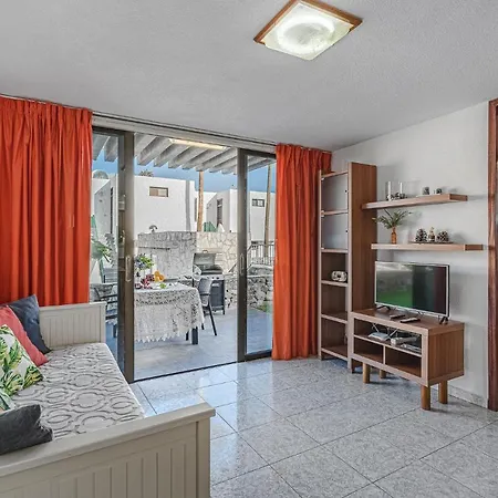 -2 Minute From The Beach. Lägenhet Playa de las Americas (Tenerife)