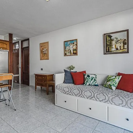 -2 Minute From The Beach. Appartement *