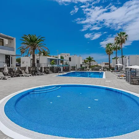 -2 Minute From The Beach. Lägenhet Playa de las Americas (Tenerife)