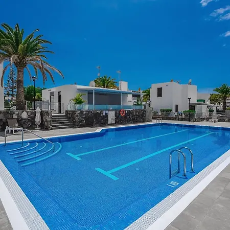 -2 Minute From The Beach. Lägenhet Playa de las Americas (Tenerife)