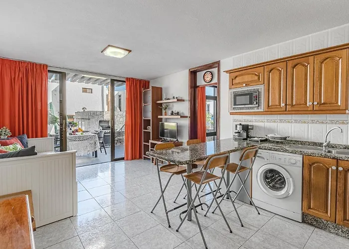 Apartamento -2 Minute From The Beach.