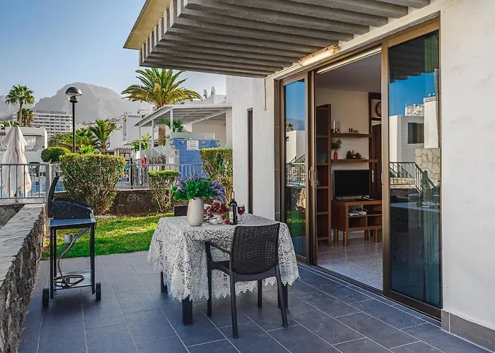 -2 Minute From The Beach. Playa de las Americas (Tenerife)