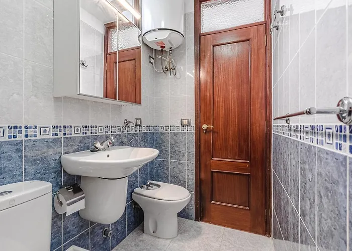 -2 Minute From The Beach. Playa de las Américas