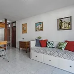 -2 Minute From The Beach. Apartman *
